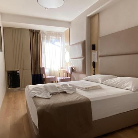Otel Yenikapi Istanbul Exterior foto